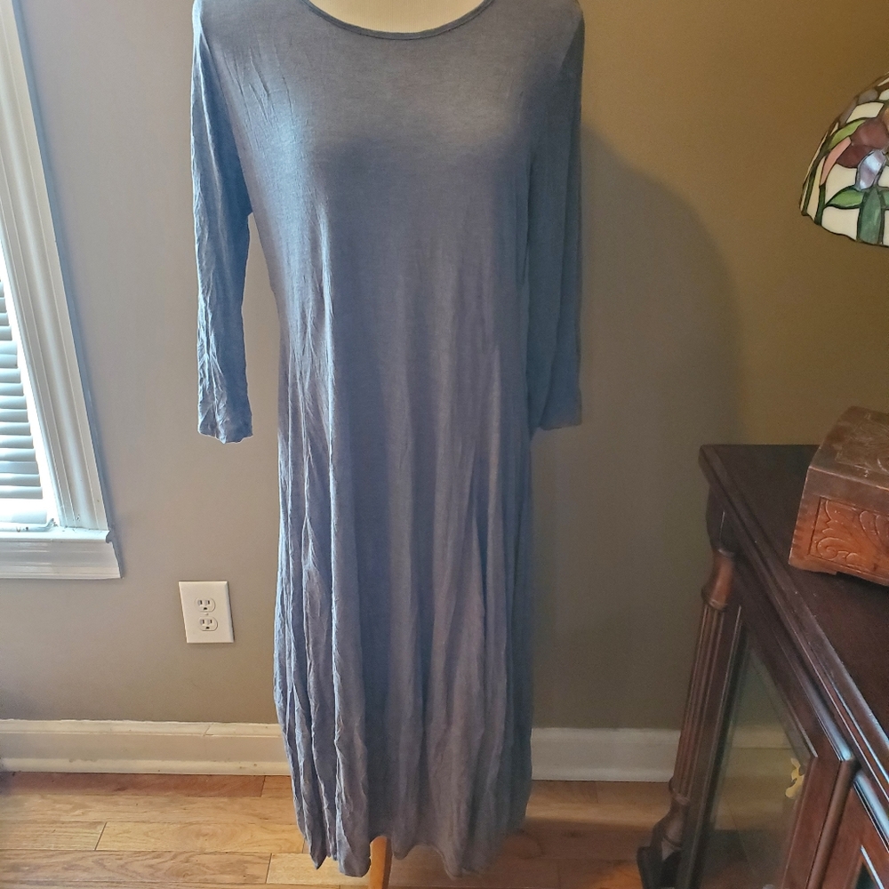 Comfy USA grey crinkle dress Medium